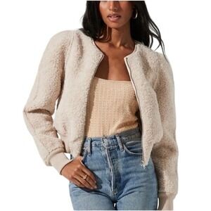 ASTR REVOLVE Stacey Teddy Faux Fur Cropped Jacket. sz L